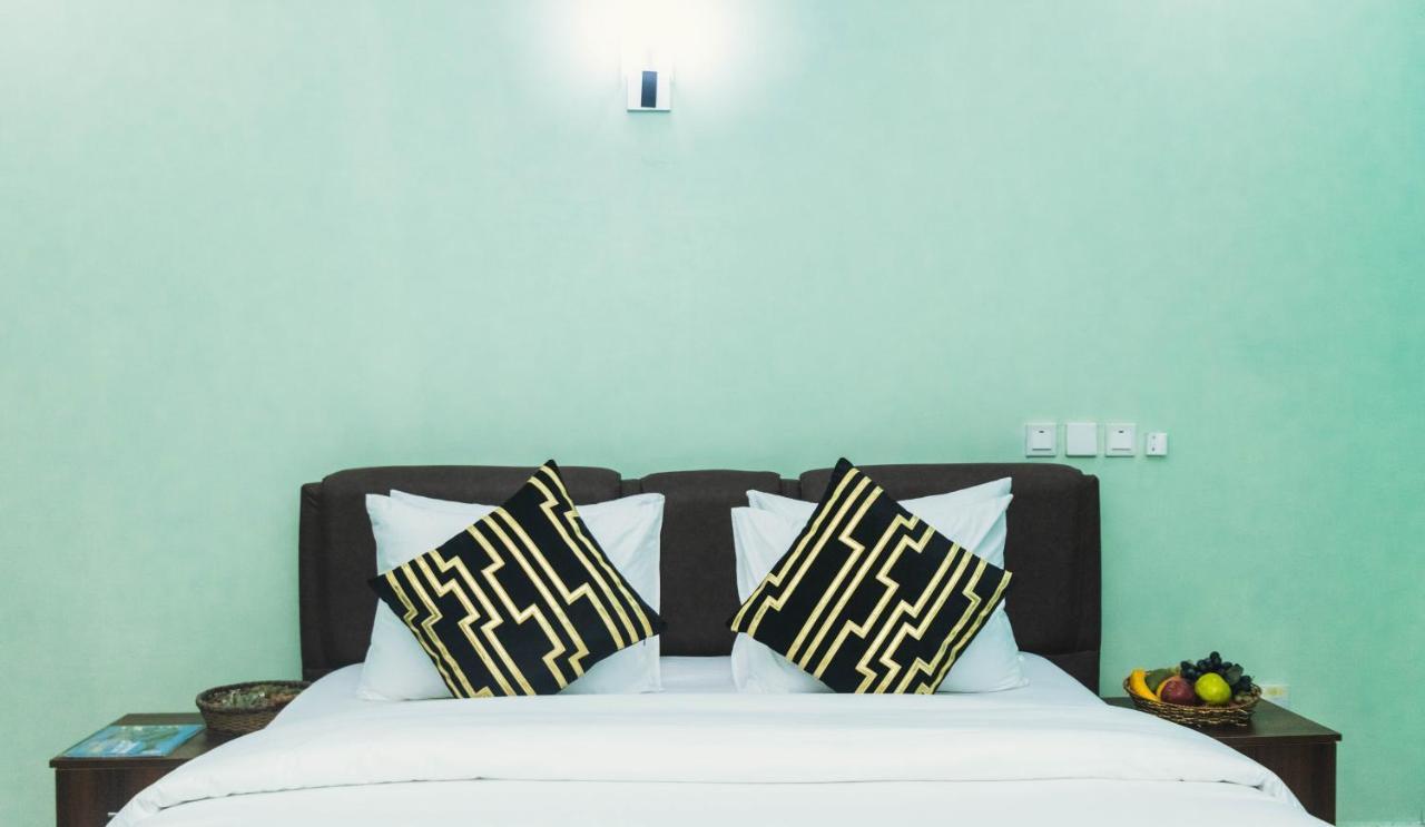 J'S Place Abuja Luaran gambar