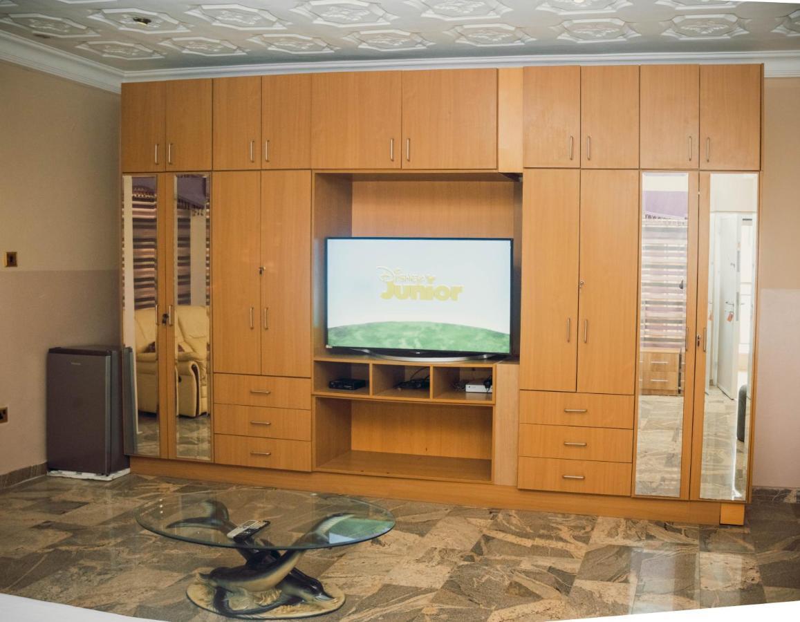 J'S Place Abuja Luaran gambar